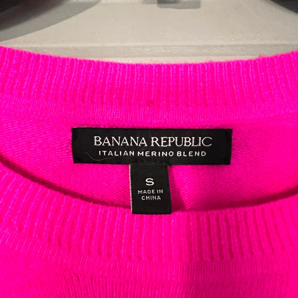 Banana republic sweater - Picture 2 of 4